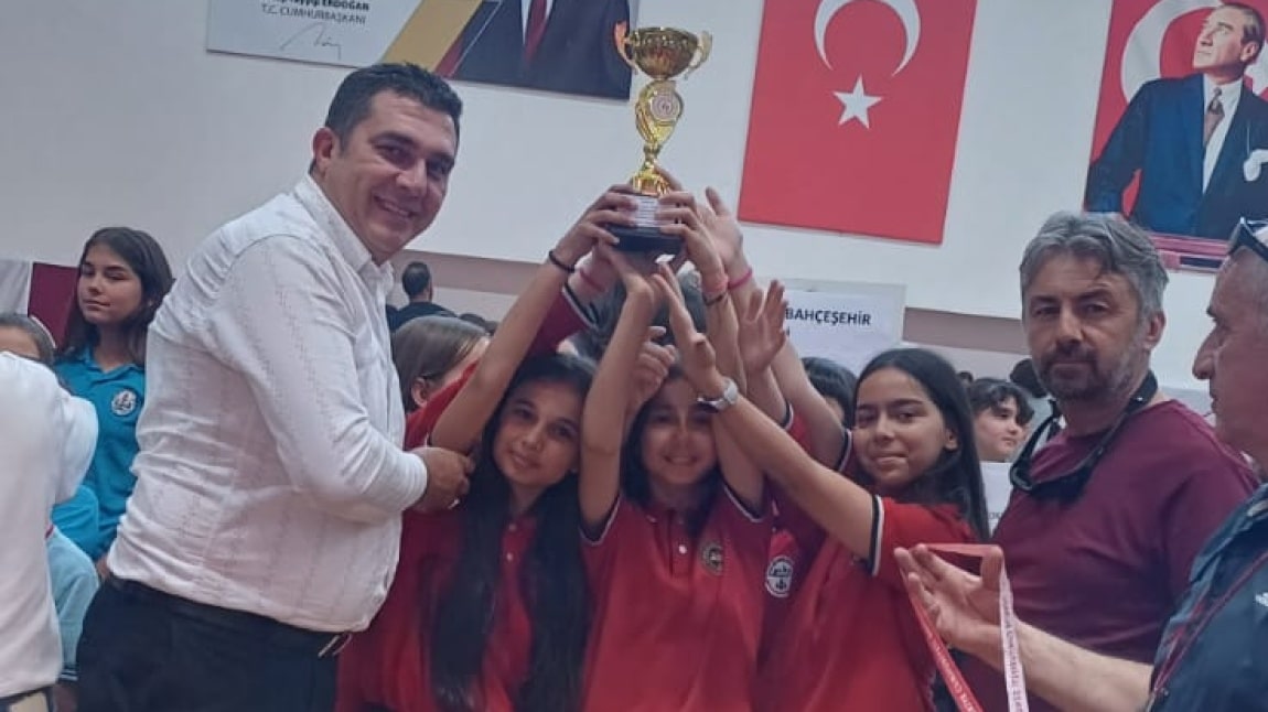 Kaleli Yakan Top Turnuvasında İlçe Dördüncülüğü!